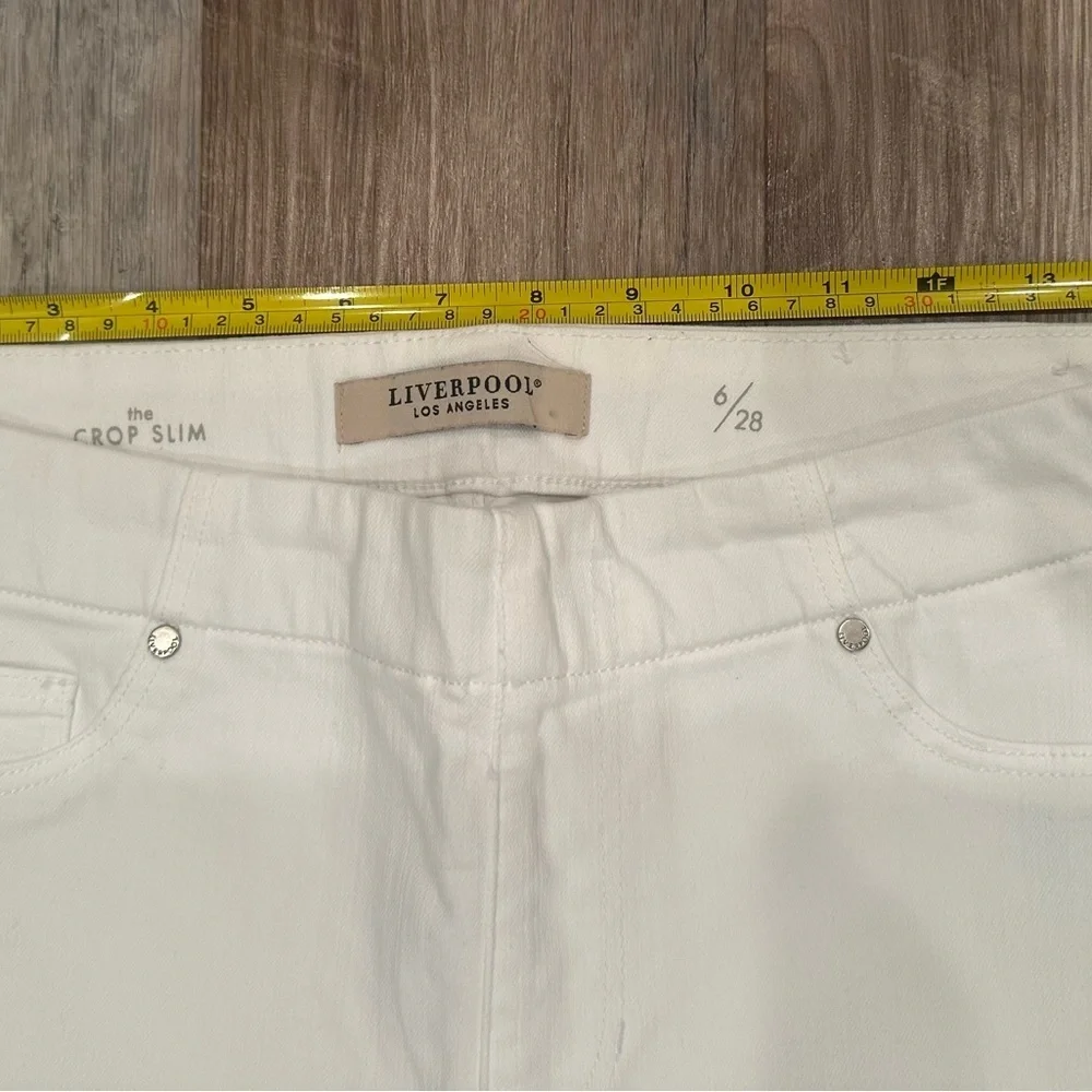 Liverpool White Denim Jeans Cropped Cuffed Stretchy Comfy Casual Versatile Sz 6